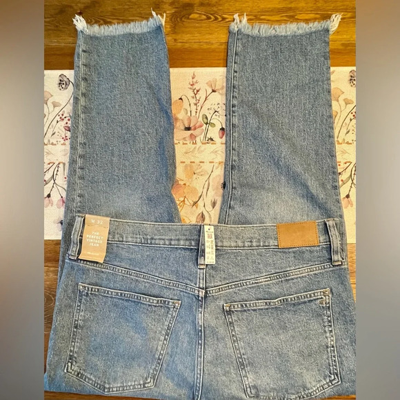 Madewell | Perfect Vintage Cropped Jean | Women’s size 32 - Picture 4 of 5